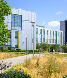 Exterior of Thurrock Campus